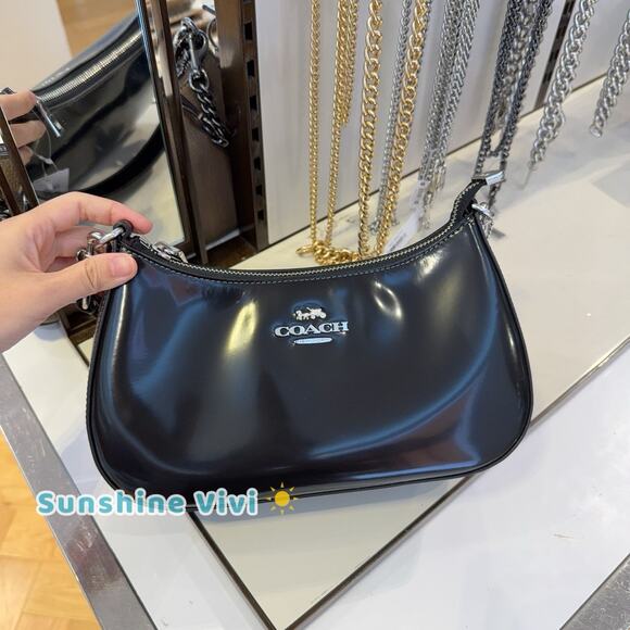 NWT Coach Teri Shoulder Bag Crossbody In Spazzolato Leather Silver/Black CV938